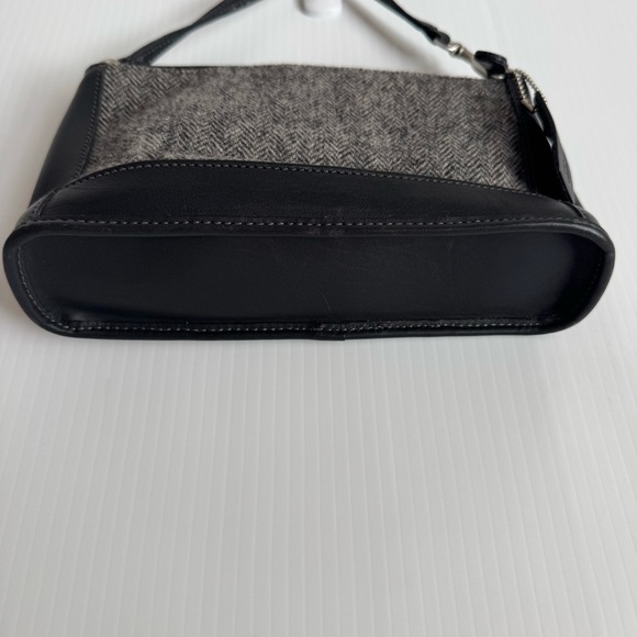 Y2K Coach brand Bleecker tweed herringbone wool and leather Black &Gray Mini Bag - Picture 6 of 10
